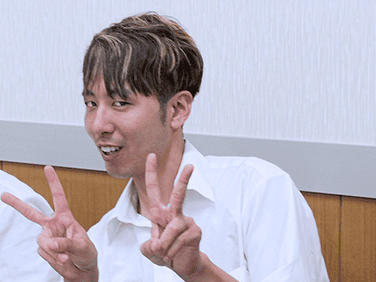 インタビュー写真